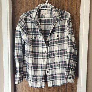 Tilley Flannel Button Up Shacket/shirt